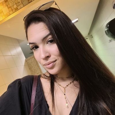 aleessandramart's profile picture. Alea jacta est