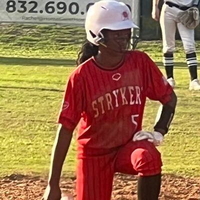 Im Karsyn Carrier ,and Im a right handed hitter. Im also an outfield and I play second base.C/O 2027.