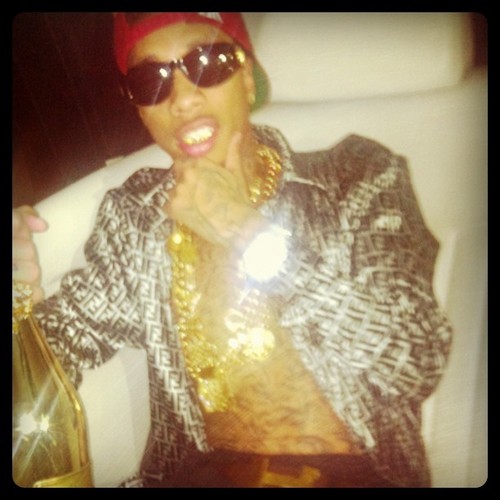 WeQuoteTyga_'s profile picture. If you are a Tyga fan, follow me for quotes & more :) I Met @Tyga 7.27.11 he followed me _______ , I met @KingTrell_ 9.28.11 he followed me 10.9.11