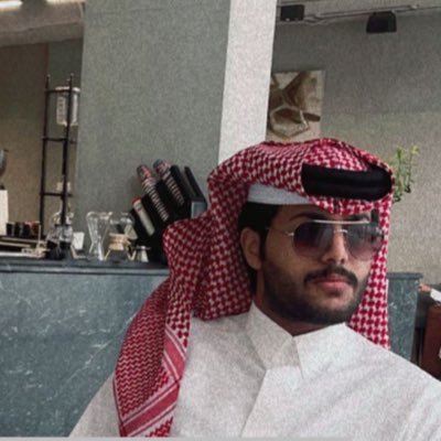 كل شيء يسبح الله فلاتكن من الغافلين