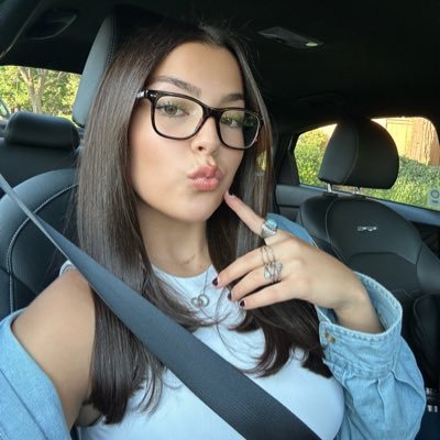 LexaCobey's profile picture. 