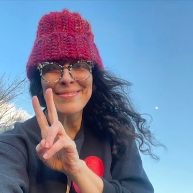 • moon lover • #Beyoncélogues • #GreysAnatomy • #RebelABC👩🏻⚖️ • #Station19 • ᛉ • @ninamillin Instagram •