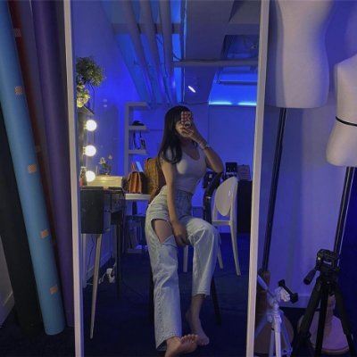 Saki1920306's profile picture. Fカップ/東京の高校教師/ドS/最近、婚約破棄なって自暴自棄。誰かアソボー笑！週末会えるせふ欲しい〜〜らいん待ってるね→https://t.co/NhYjsLmb6b