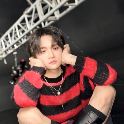 ROLEPLAYER of @BANDLUCY_Mystic's producer-bassist Cho Wonsang. part of bandlanced.