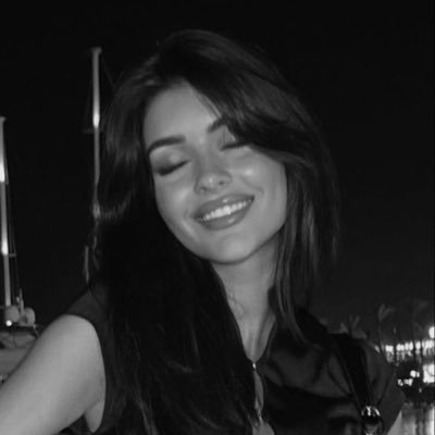 kiararpgnwj's profile picture. what can I add ?