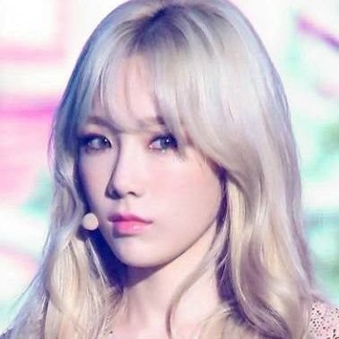 RISE & REALIZE

stan talent? stan Taeyeon.