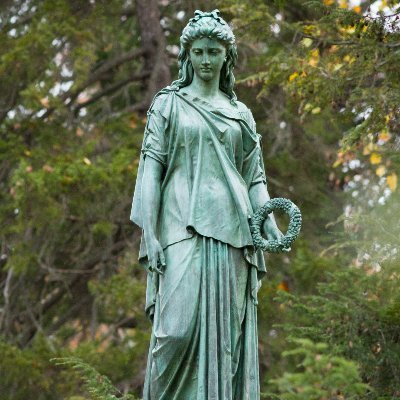 Cedar Hill Cemetery Foundation shares the art, history, and nature of Hartford’s Cedar Hill Cemetery with the public.