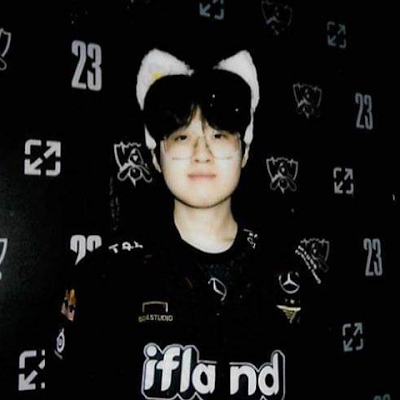 xoaemdi's profile picture. just #ZEUS