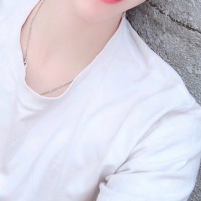 krkokusai's profile picture. 裏です。バイリンガル（Bilingual）「Quadrilingual」です！さらに語学勉強中！使用言語は、日本語、英語、韓国語、台湾語（中国語）タイ語
.海外旅行が趣味で、数年間海外在中歴有、現在日本で大手外資企業に勤務中！