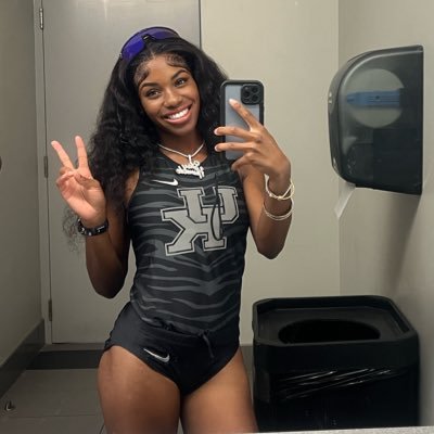 AlexisGlasco's profile picture. UK T&F 💙