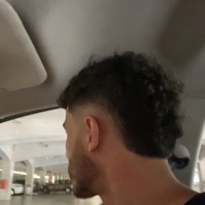 lth2915f's profile picture. en galère j’ai un sacré prêt étudiant à rembourser