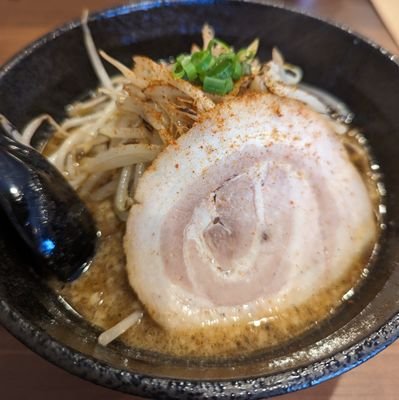 東武東上線 柳瀬川駅徒歩1分
焦がし味噌らー麺
焦がし辛味噌らー麺
焦がしらー油まぜそば
煮干し醤油そば
【月木金土】11:00~14:30 17:00~21:00
【火】 11:00~14:30
【日】 11:00~16:00
【水】 店休日