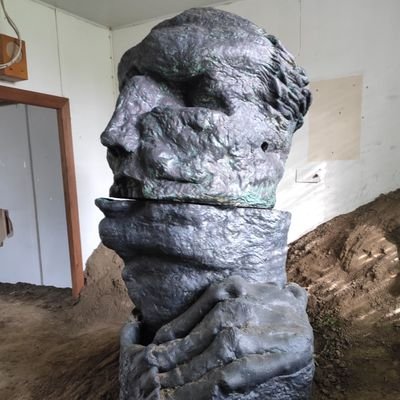 spinxfr's profile picture. 