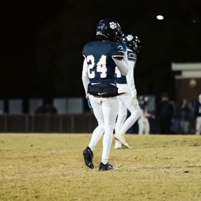 DB/ATH || @MBrookFootball || c/o ‘25 || 5’11 160 lbs || 3.75 GPA || 10’1 Broad Jump || NCAA ID# 2401189708 ||📱8567454867 ✉️ chandlermccray4@gmail.com