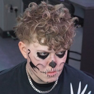 illSpooky Profile Picture