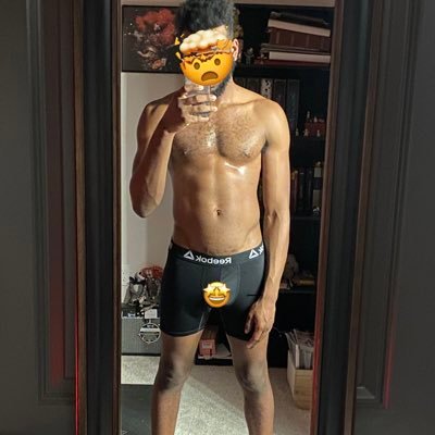 uahoesoumyhoe's profile picture. 