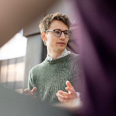 PhD student at ETH Zürich | Machine Learning in Chemistry | Co-Lead Franxini-Project | Board member at Reatch