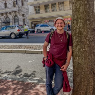 alypbrn's profile picture. ff6347 0094FF C74343
Прикалываюсь короч