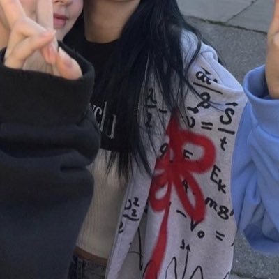 nn_rn_01's profile picture. 菜乃と梨乃と美羽