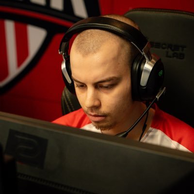 cs2 player
FREE AGENT