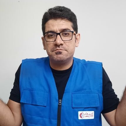 ما نون و آبممون از تاسیسات هست.
سرپرست فنی در یک مجموعه تاسیساتی.
علاقهمند به آموزش، مشاوره و نظارت بر پروژههای تاسیساتی