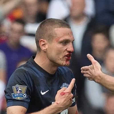 buazvezdas's profile picture. 