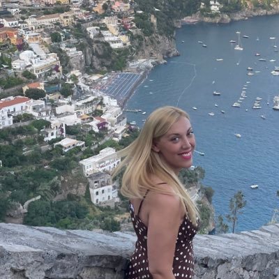 martita__'s profile picture. 