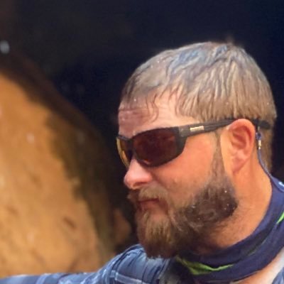 BlackoutSundaes's profile picture. addictive personality with writers block