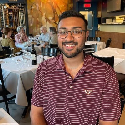 Zoobi_VA's profile picture. Duo: @TheMitxch | VT CS 2022