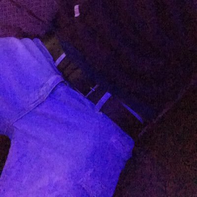 demarzojuan3's profile picture. Nuevo en Twitter… 24 años, bisexual y buena onda.