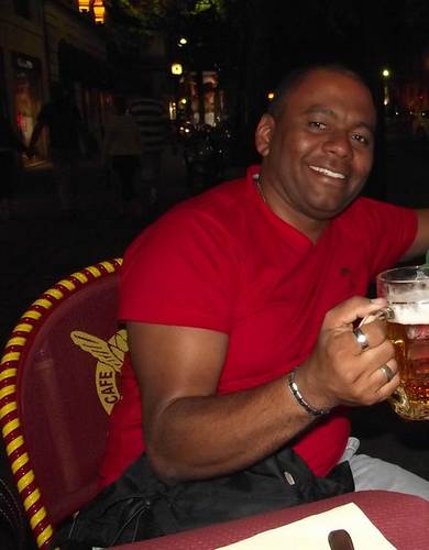 emersonsouza16's profile picture. 