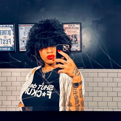 Licensed Hairstylist, Good Vibes & Music Dealer, Die-hard White Sox Fan, Medicated & Meditated Free Soul