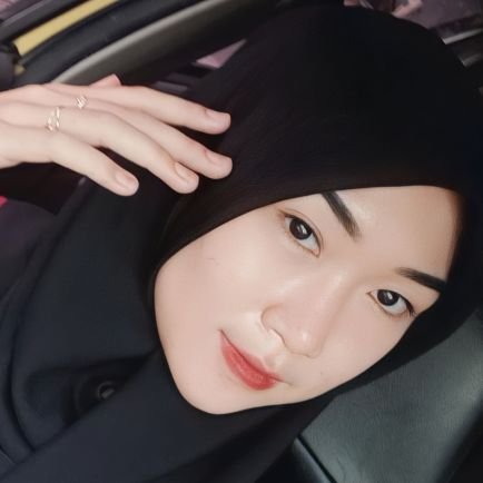 sukahalu_'s profile picture. mutualan kuyy