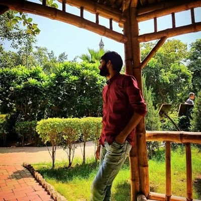 _vievivek's profile picture. 