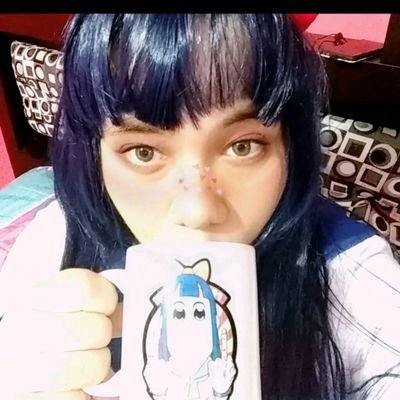 nopor y nopor xD y uno que otro meme y cosas chistosas uwu
si me quieren conocer o saber cómo soy me pueden seguir en instagram