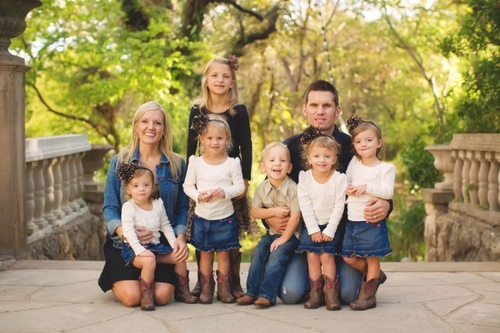 JonesLife's profile picture. Husband, Father to QUINTS plus one little sparkplug, entrepreneur, student, Christ follower...so totally not in control...ever!!!