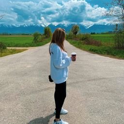 Sothi350014's profile picture. 