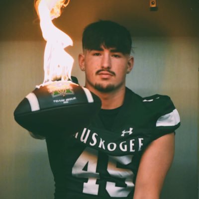 Muskogee OK,2025|6”1 225 3.9 Gpa defensive end,tight end #22 Rc @Thecoachjoshow https://t.co/UQNZWOp9St