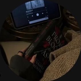 5rixv's profile picture. حبّوا الشعر وعلموا أولادكم حب الشعر ما مات قلبٌ يحب الشعر - RxD