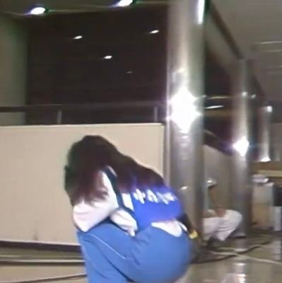 ALDEA村民です。
明菜様は女神✨
改めて宝物かき集め中💎
(もう逢えない宝物たちが誰かの宝物になって大切にされてることを願ってる)。
元歌うたい。
3/27海底から浮上しました!٩(ˊᗜˋ*)وうぇーい♬︎♡