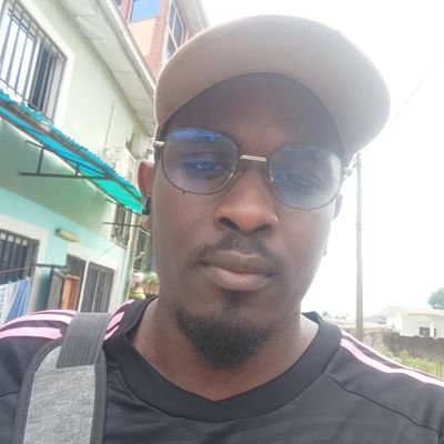 MrZaza121's profile picture. pas de coup foireux ! un peu trop carré