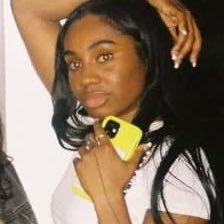 zuriserene's profile picture. 