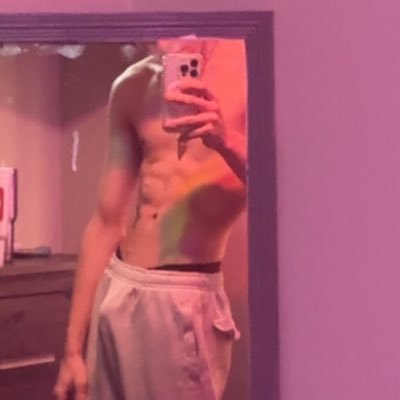 🔞+ twink verse content 😜 RiverStone_X on Snapchat 👻