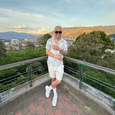 DJEST3's profile picture. #DJ & #CatDad