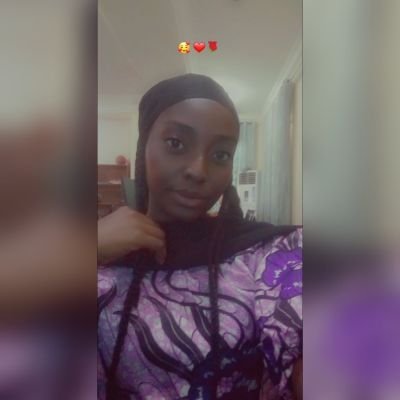 Meelah265's profile picture. Web developer