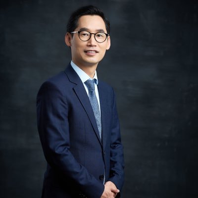 Founder and Chairman of Xiao-i Cooperation Ticker: AIXI（Nasdaq)
