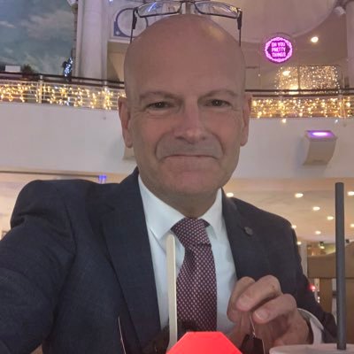 At 62 bionic with a new hip back running for Clayton Le Moors Harriers .All opinions are my own. Financial Consultant at Burnley, Bolton and Huddersfield
