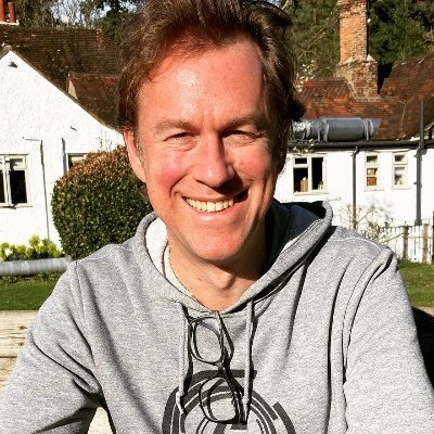 Producer/Screenwriter #TV #Film #Radio + Journalist @redbull #Sport #Film #Travel + Author of 'Surrey Pub Walks' https://t.co/J0m97Oj3T0