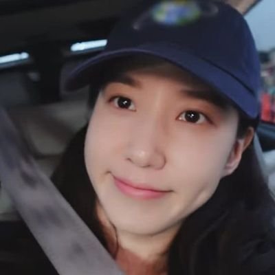 hyeopdiva's profile picture. eunbin | boyoung | han jimin ✊
kdrama | kpop | personal acc