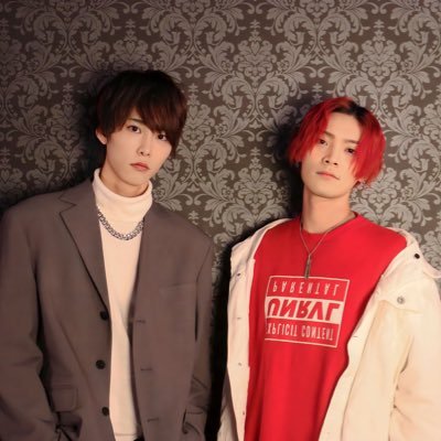 2人組ボーカルユニット #SEEKVELL(シークヴェル)Official Twitter  メンバー →Vo. SHU(シュウ)@noharashunosuke MC&Vo. Kay(ケイ) @keikeikei07612 東京で活動中🔥LIVE等のお誘いはDM各種SNSは下のリンクから👇